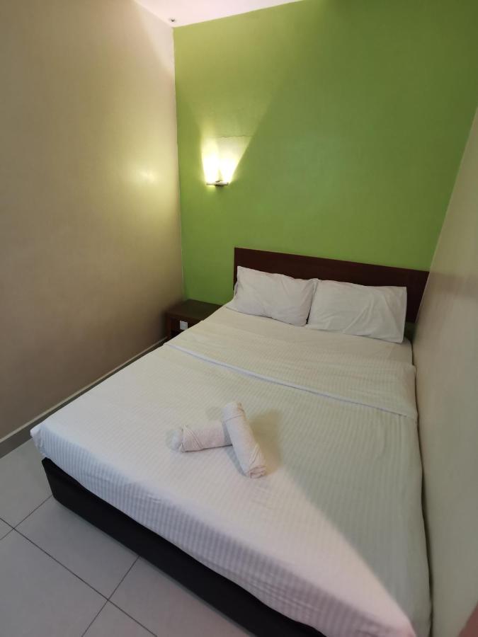 Sweet Star Hotel Алор Сетар Екстериор снимка